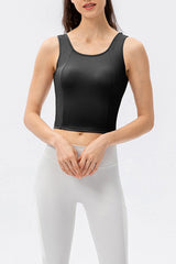 Camiseta deportiva con cuello redondo y tirantes anchos