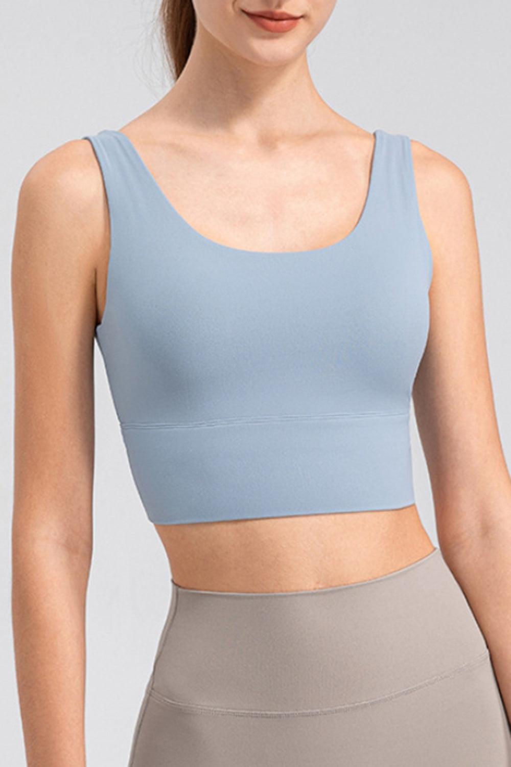 Camiseta deportiva con escote redondo y tirantes anchos