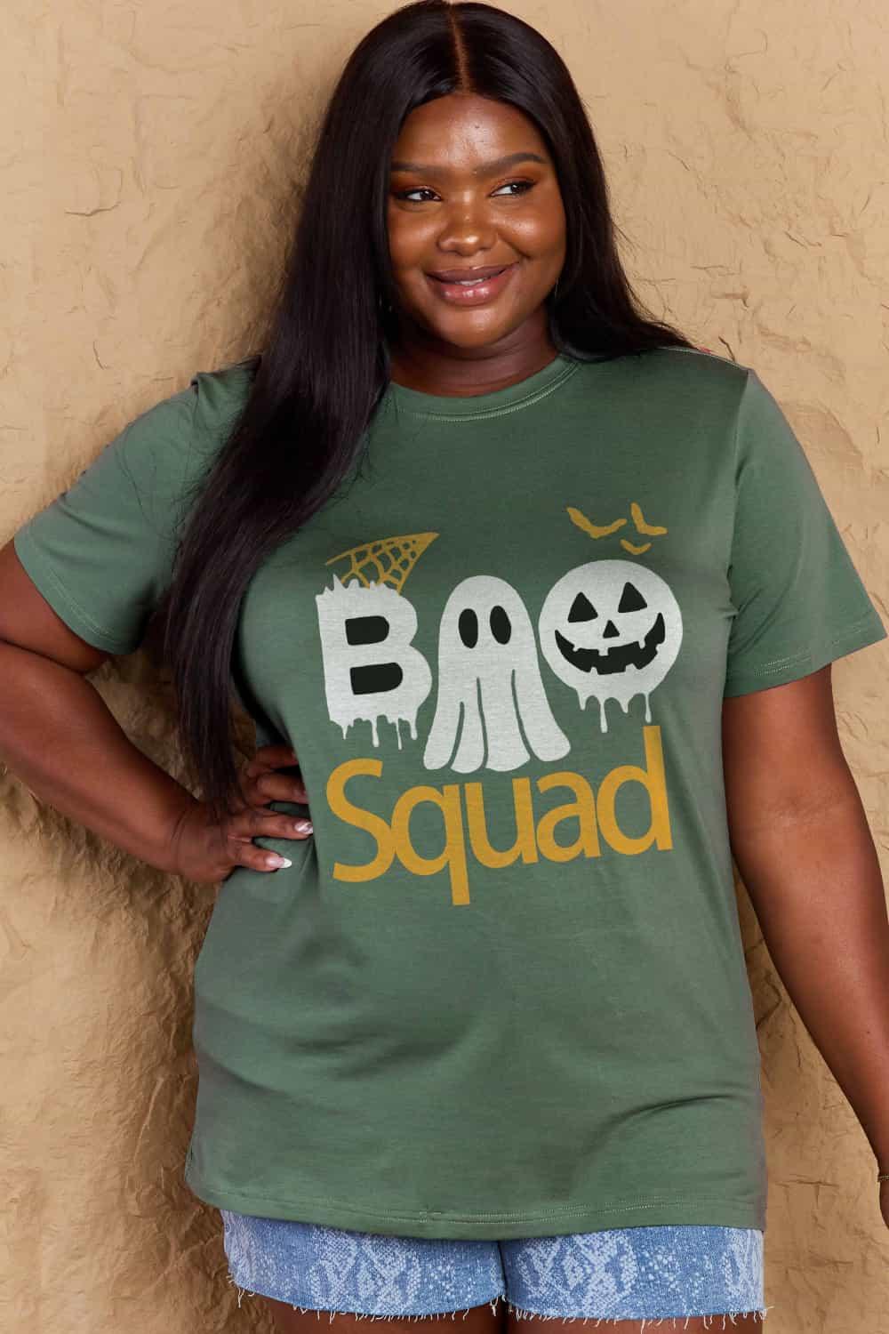 Camiseta de algodón con gráfico de tamaño completo de Simply Love BOO SQUAD