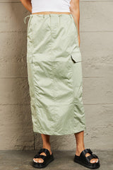Falda midi cargo de cintura alta Just In Time de HYFVE