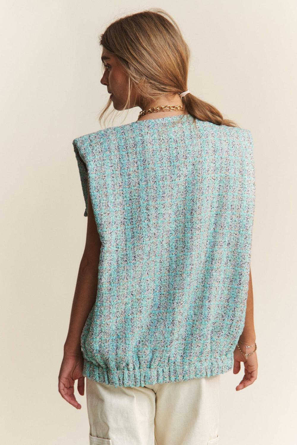 Chaleco de tweed deshilachado con hombros acolchados de J.NNA