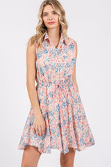 Vestido mini sin mangas con ojales y estampado floral de tamaño completo de GeeGee