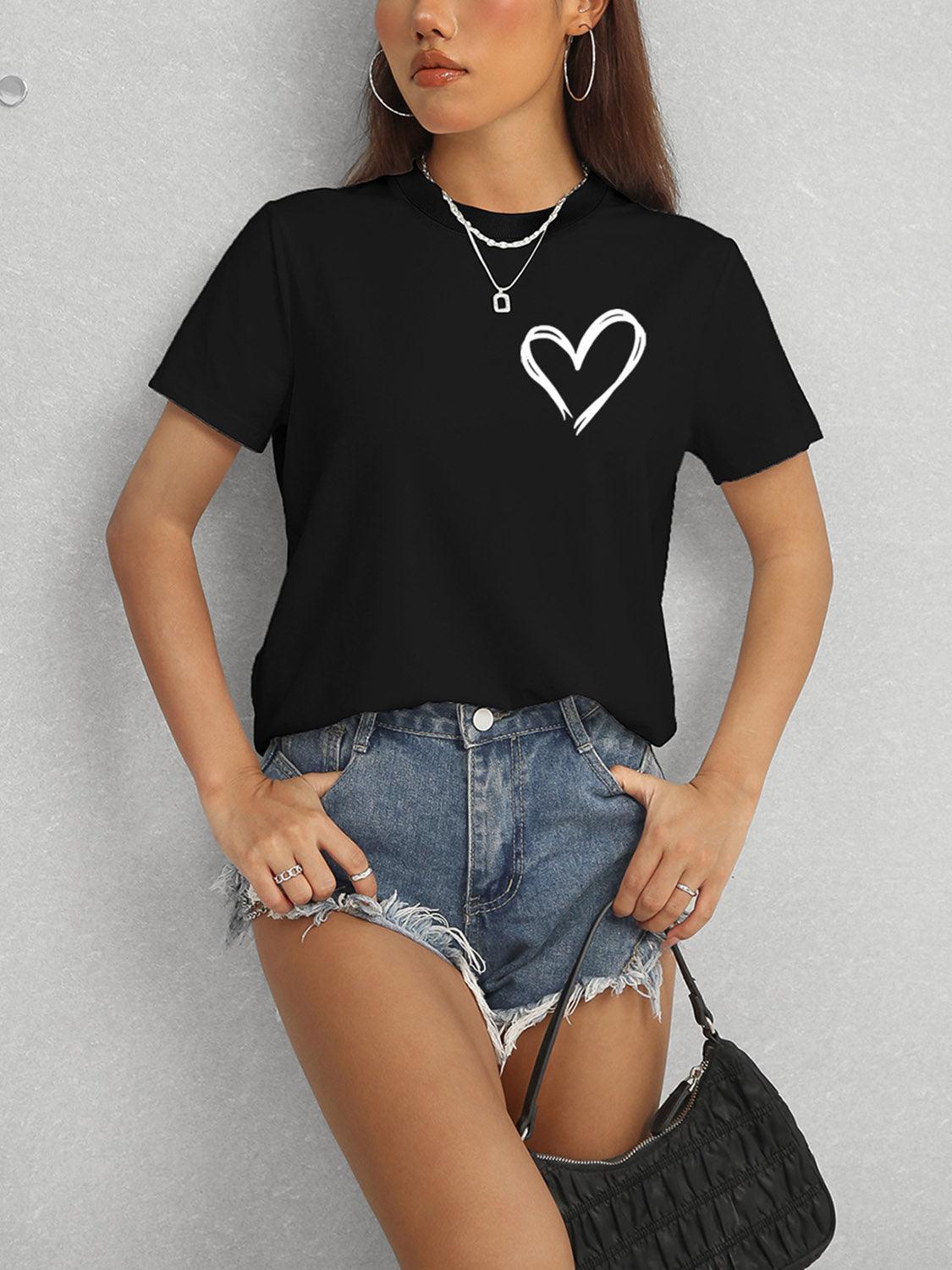 Camiseta de manga corta con cuello redondo y corazón