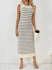 Vestido de punto midi con cuello redondo y mangas