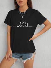 Camiseta de manga corta con cuello redondo y corazón