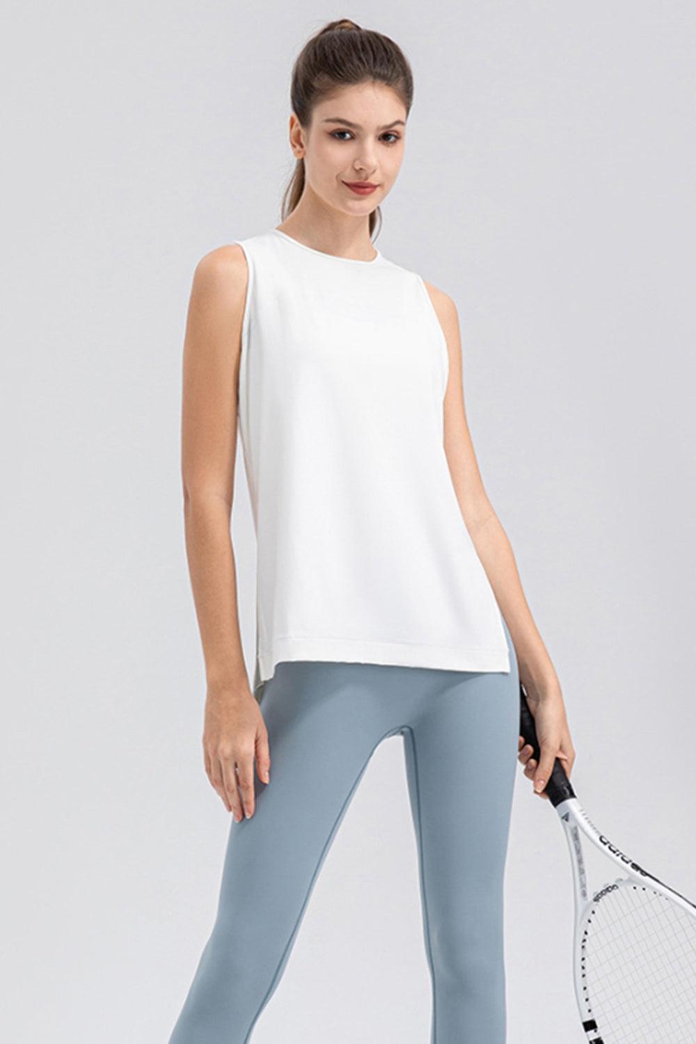 Camiseta sin mangas con cuello redondo y abertura