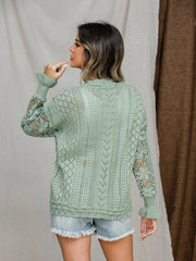 Suéter de crochet con ojales y mangas farol