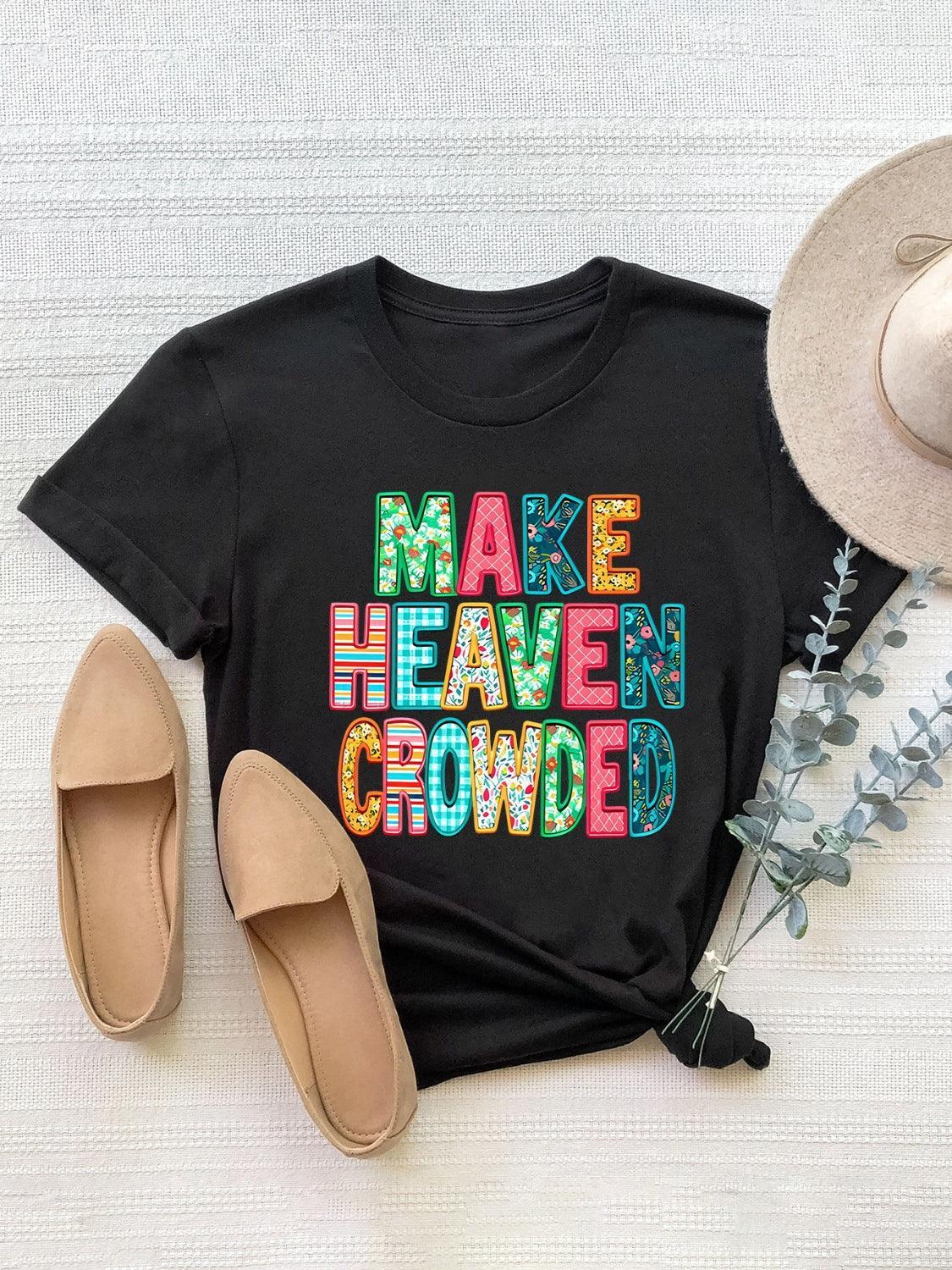 Camiseta de manga corta con cuello redondo y letras