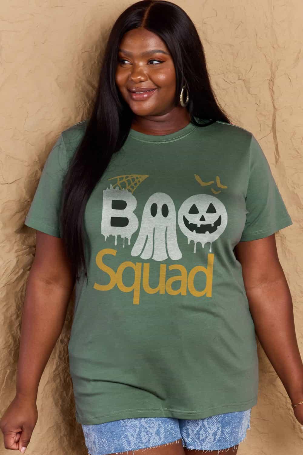 Camiseta de algodón con gráfico de tamaño completo de Simply Love BOO SQUAD