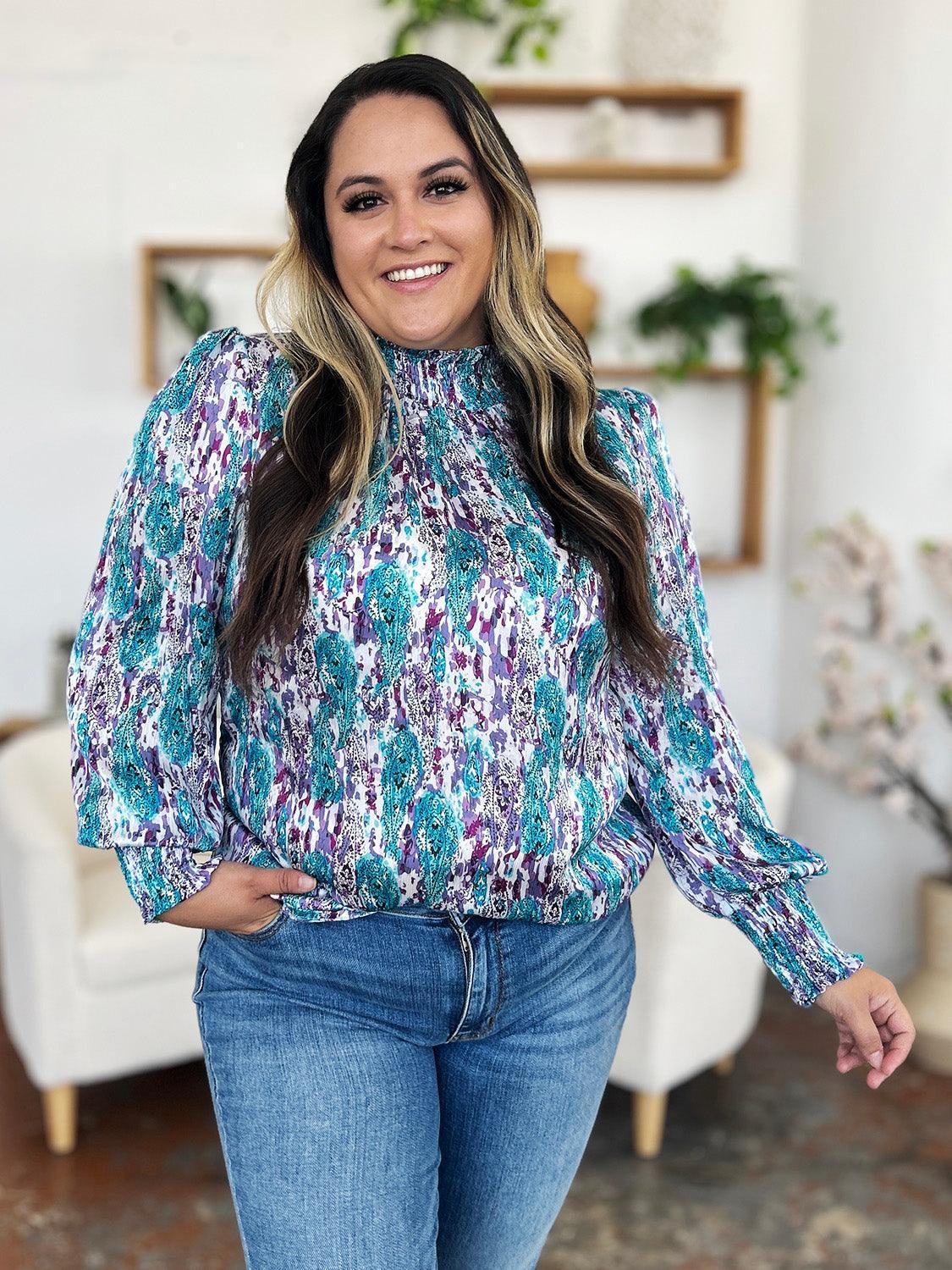 Blusa de manga larga fruncida con estampado de tamaño completo de Double Take