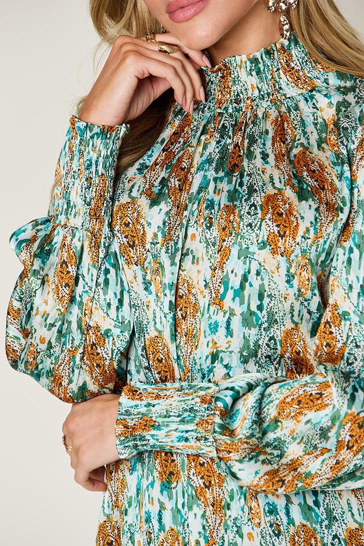 Blusa de manga larga fruncida con estampado de tamaño completo de Double Take