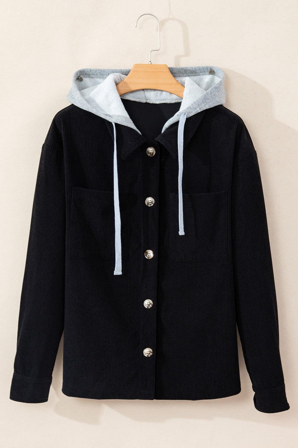 Chaqueta con capucha y manga larga con botones y cordón