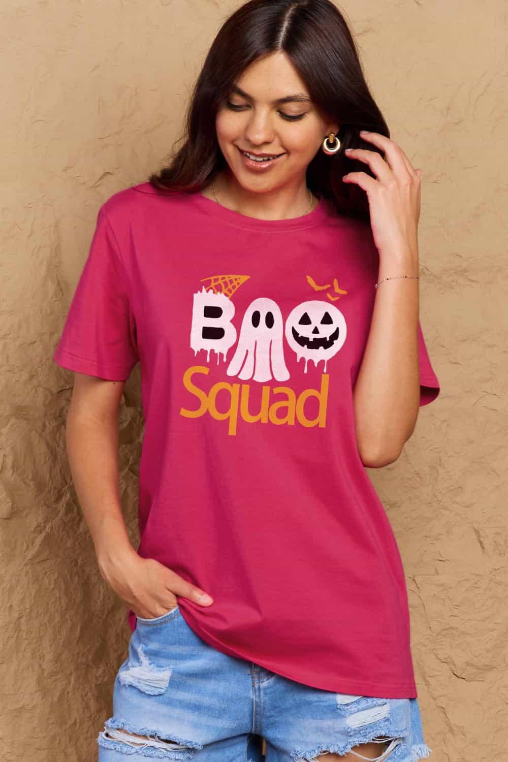 Camiseta de algodón con gráfico de tamaño completo de Simply Love BOO SQUAD