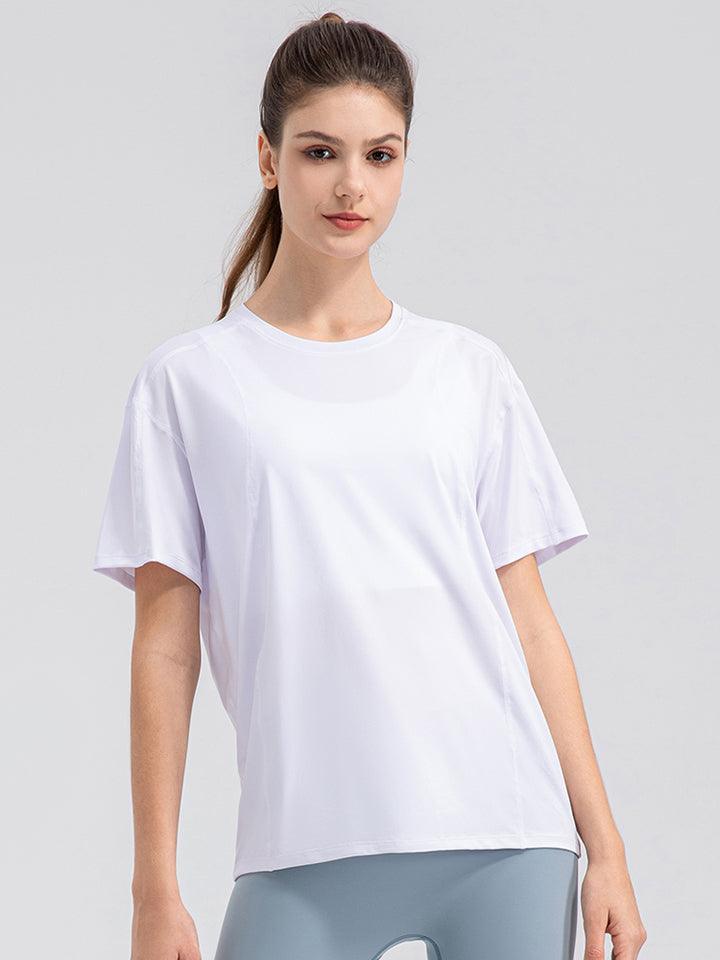 Top deportivo de manga corta y cuello redondo