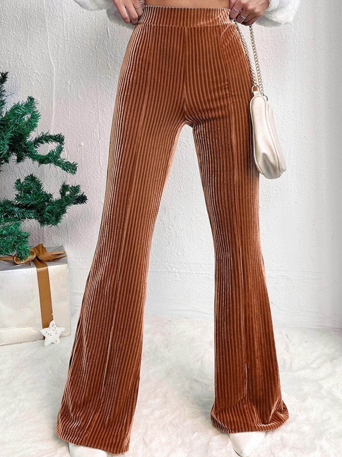 Pantalones de tiro alto con canalé y corte acampanado
