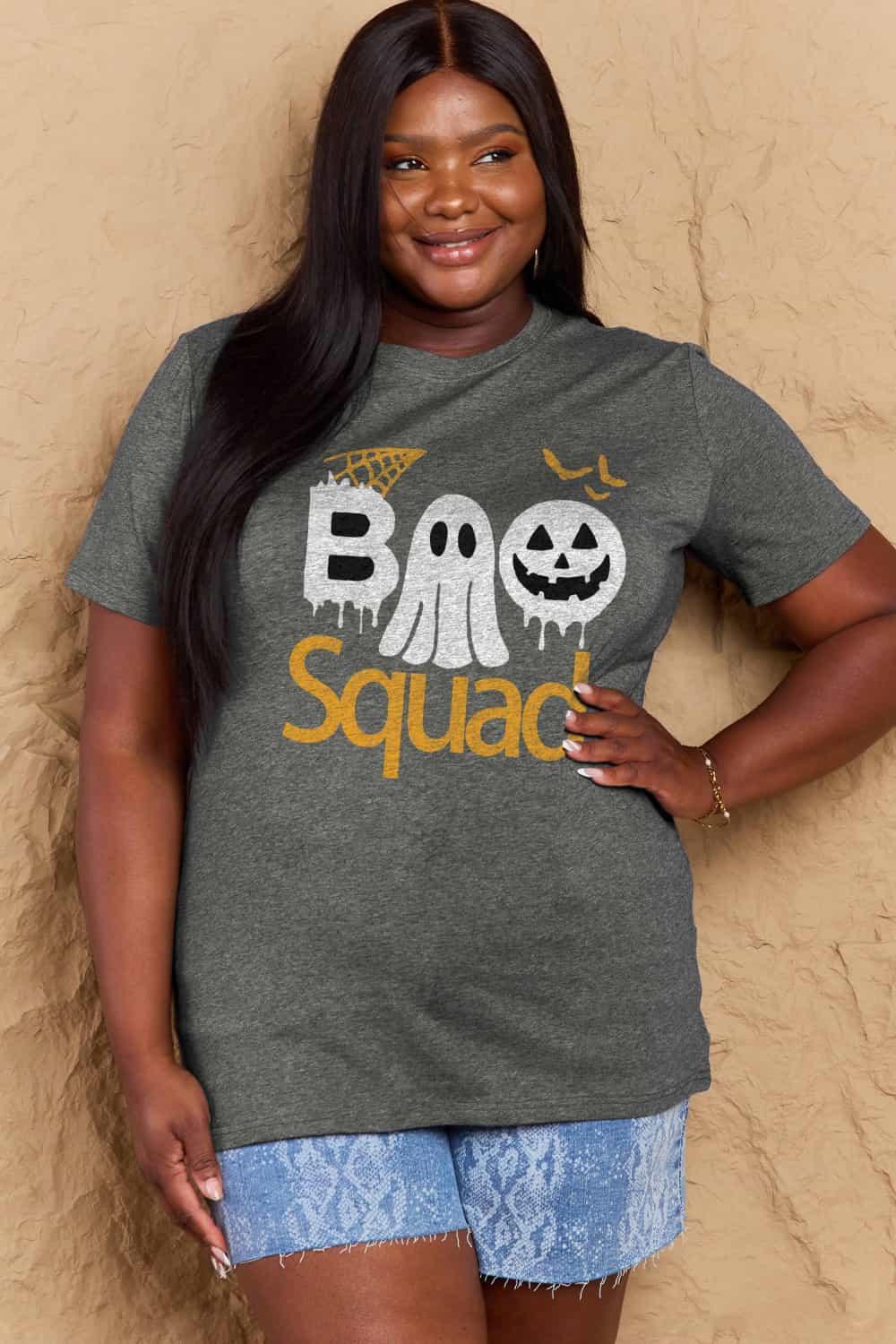 Camiseta de algodón con gráfico de tamaño completo de Simply Love BOO SQUAD