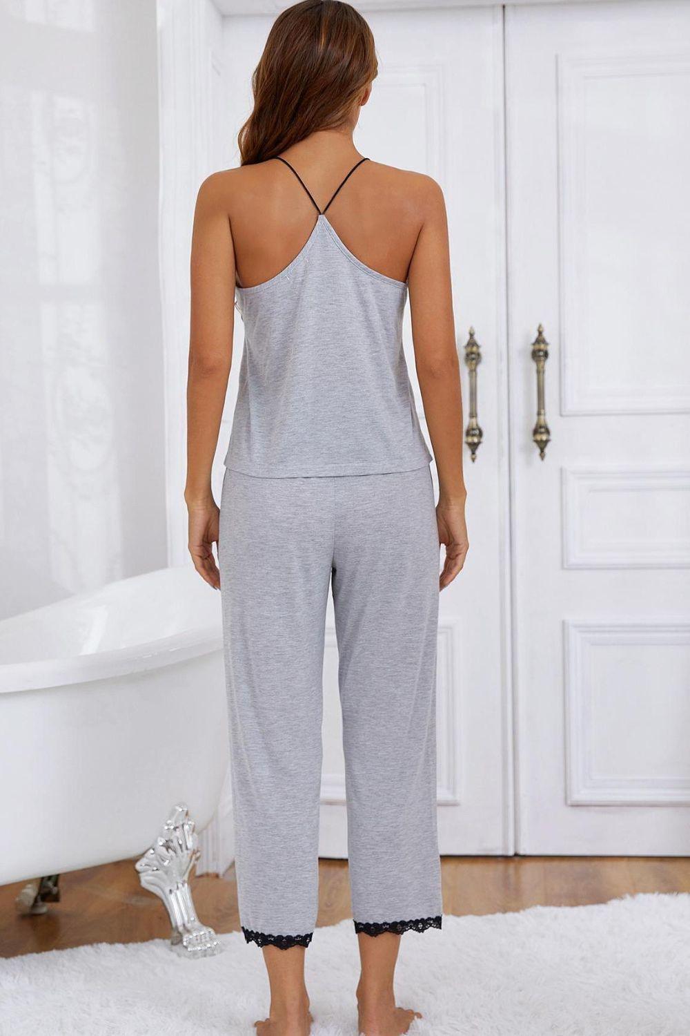 Conjunto de pijama con escote halter y ribete de encaje