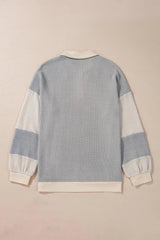 Blusa de manga larga con cuello en V y bloques de color