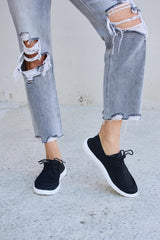 Zapatillas planas con cordones y punta redonda de Forever Link 