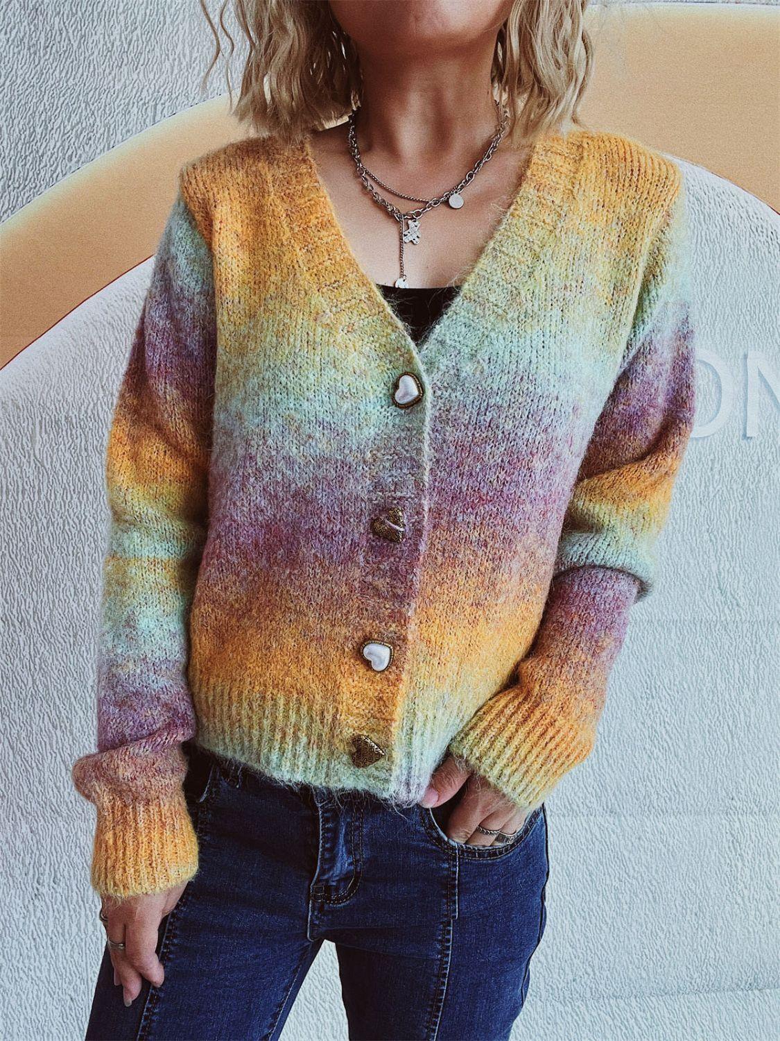 Cárdigan con escote en V y botones en forma de corazón degradado