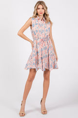 Vestido mini sin mangas con ojales y estampado floral de tamaño completo de GeeGee