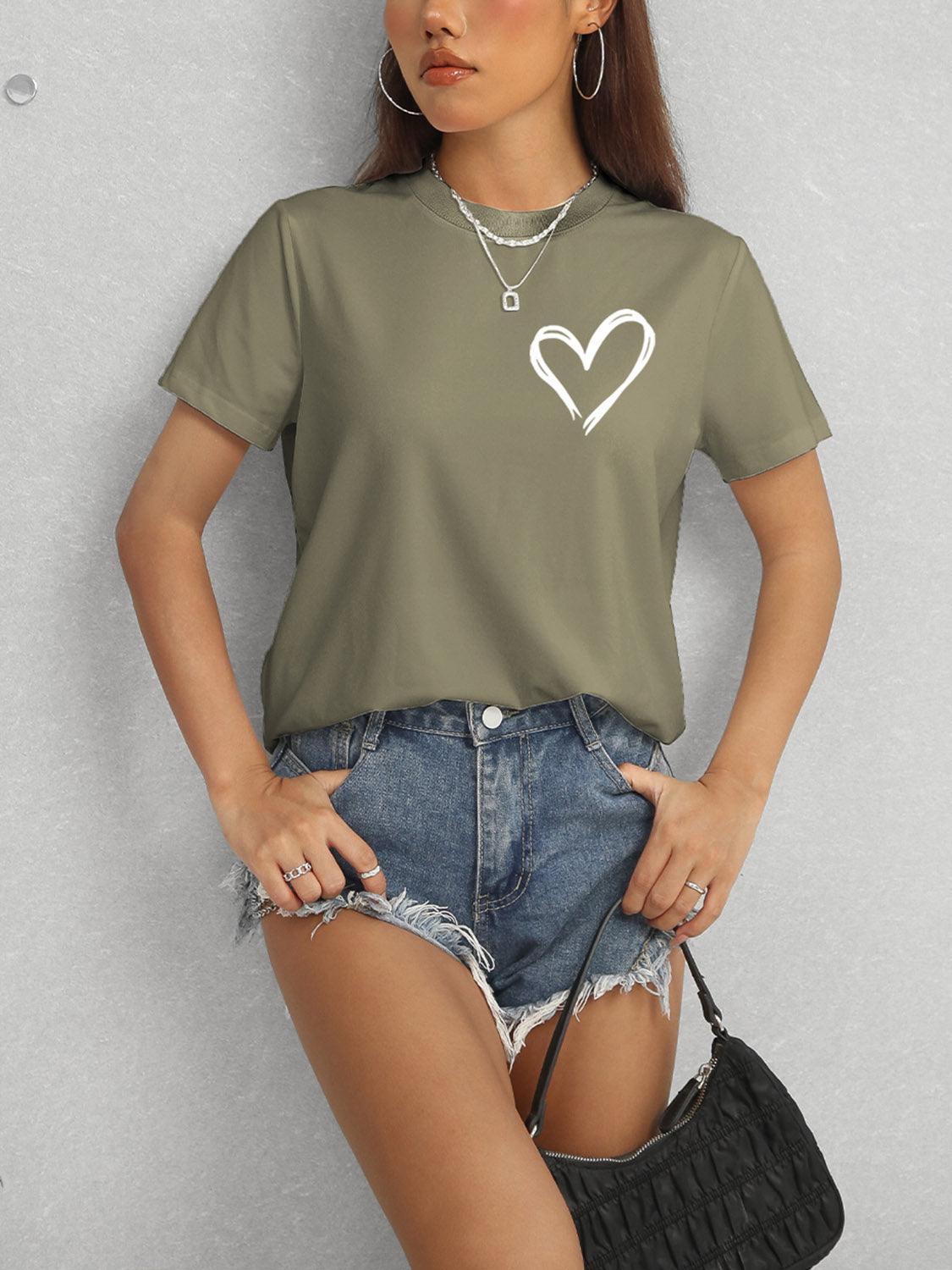 Camiseta de manga corta con cuello redondo y corazón