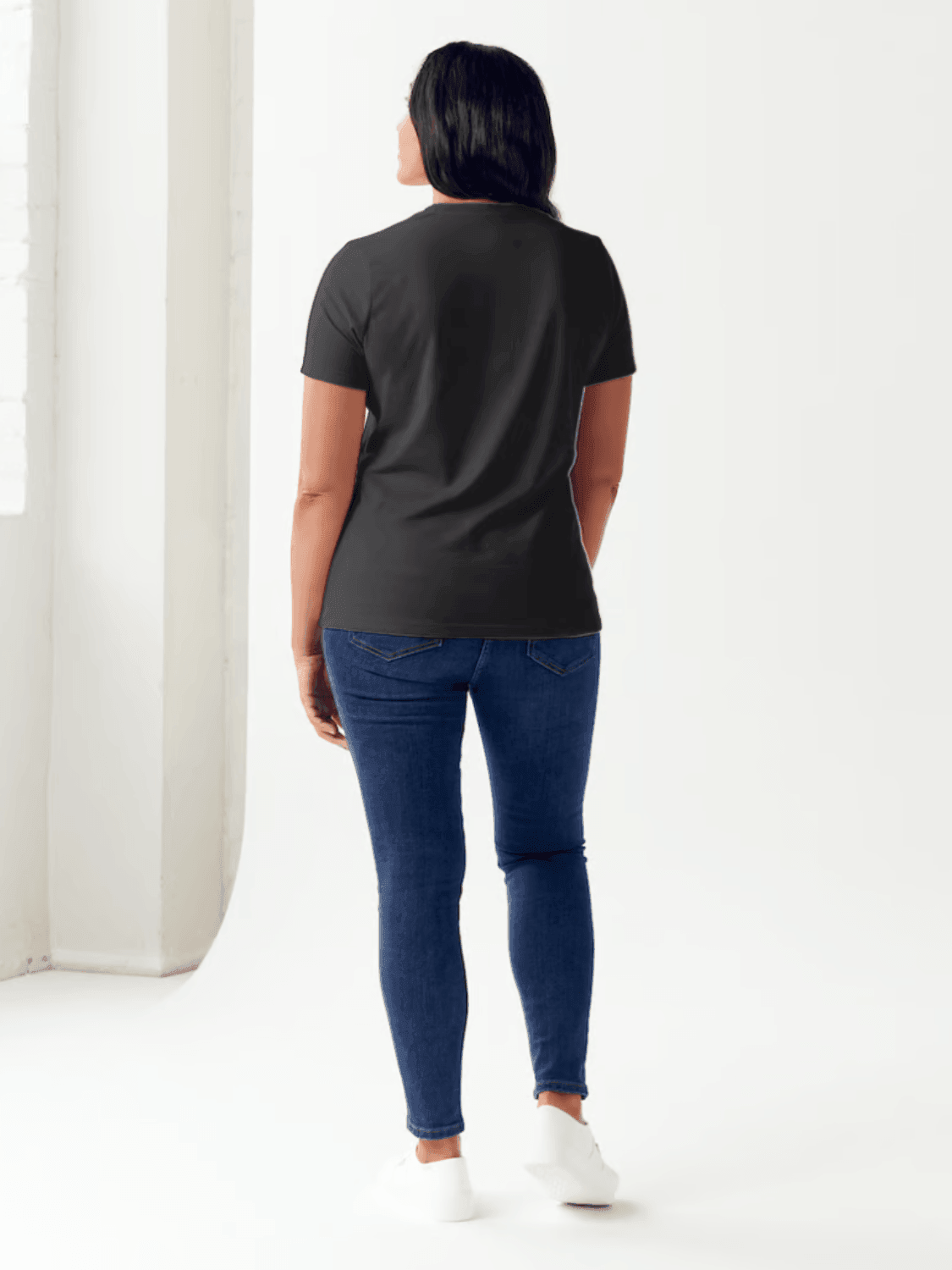 Camiseta tubular de manga corta con cuello redondo y gráfico de fantasmas de tamaño completo Simply Love