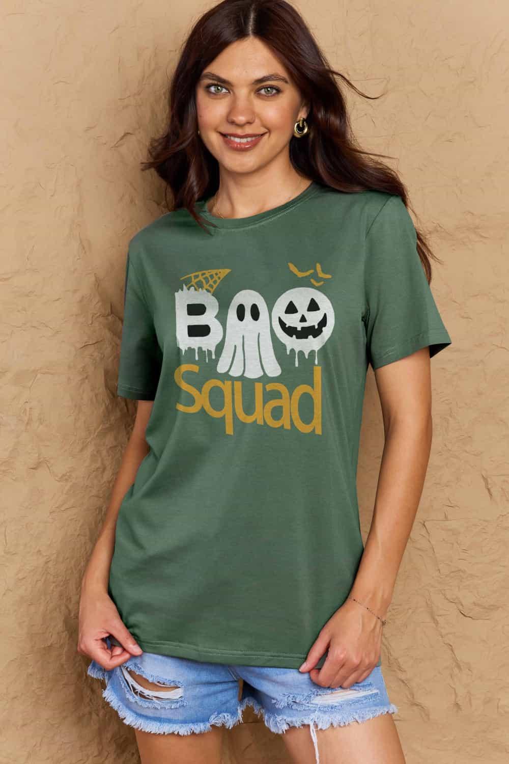 Camiseta de algodón con gráfico de tamaño completo de Simply Love BOO SQUAD