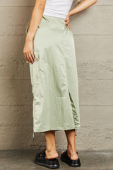 Falda midi cargo de cintura alta Just In Time de HYFVE