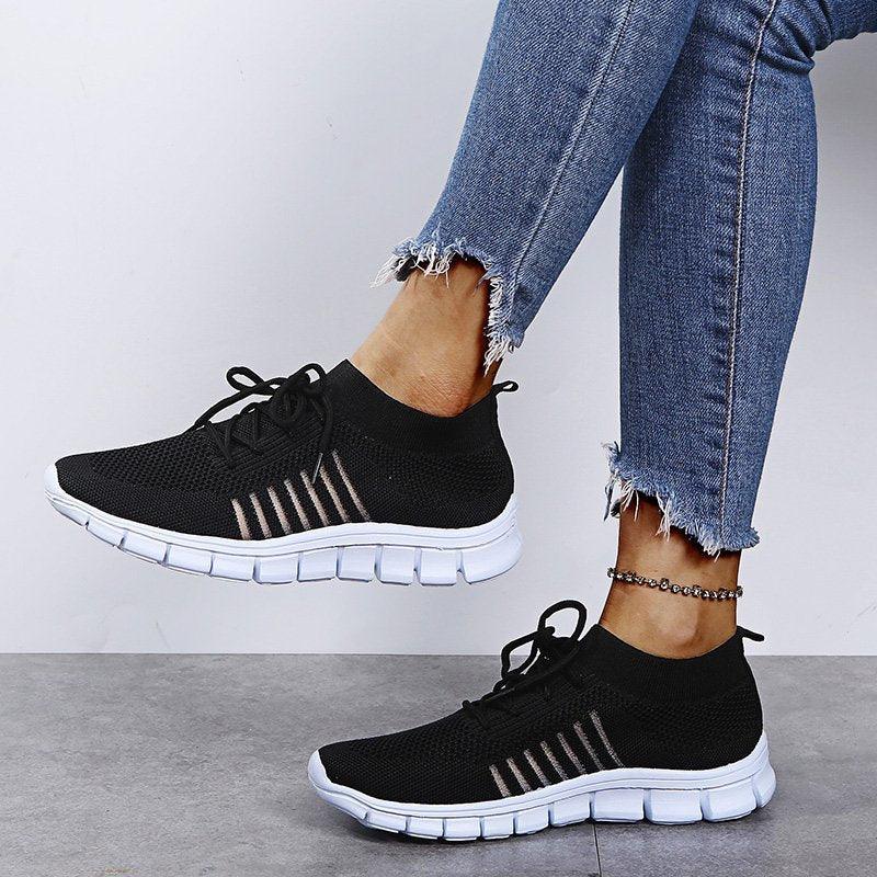 Zapatillas deportivas con cordones y malla transpirable