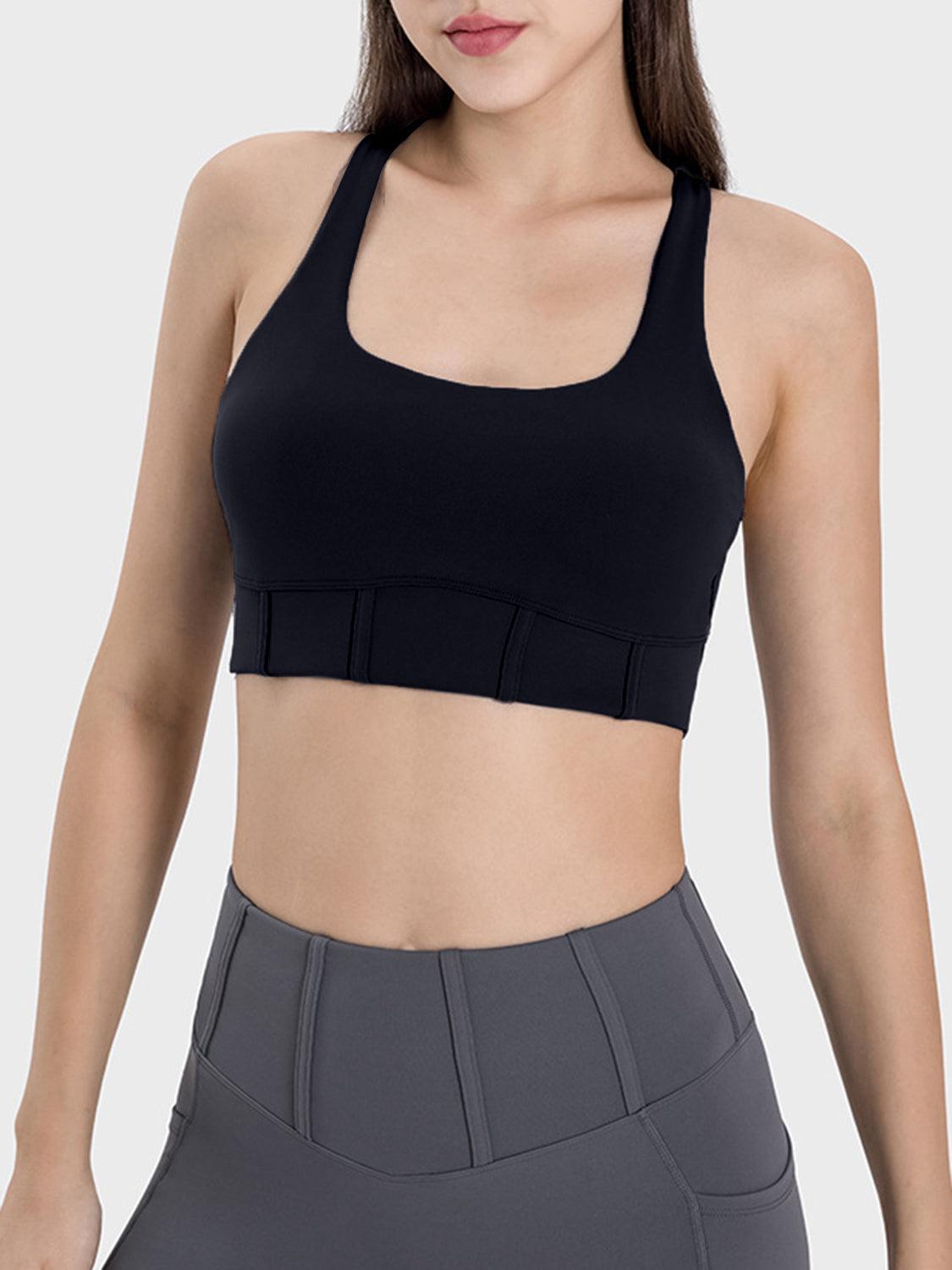 Camiseta deportiva con tirantes anchos y escote cuadrado