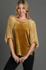 Blusa de terciopelo con mangas abullonadas y cuello redondo de leopardo de Umgee